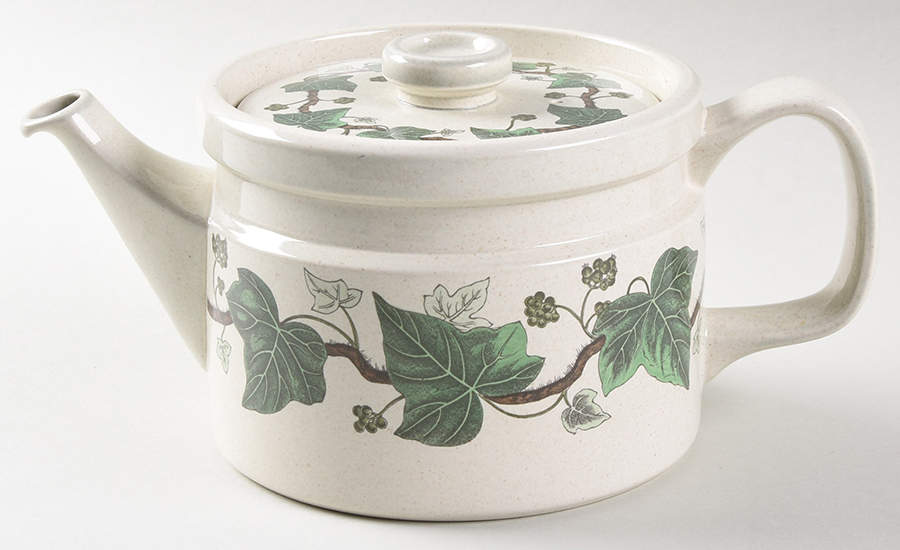 Napoleon Ivy Green (Oven To Table) Teapot & Lid by Wedgwood-1