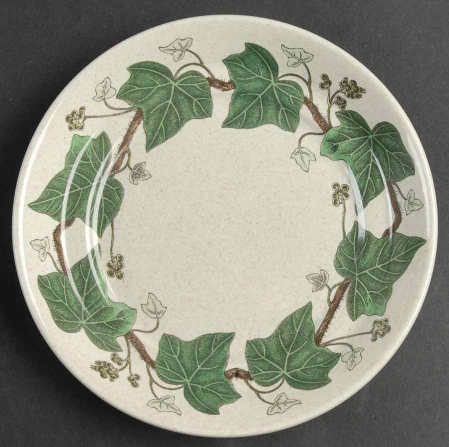 Napoleon Ivy Green (Oven To Table) Underplate for Gravy Boat by Wedgwood-1