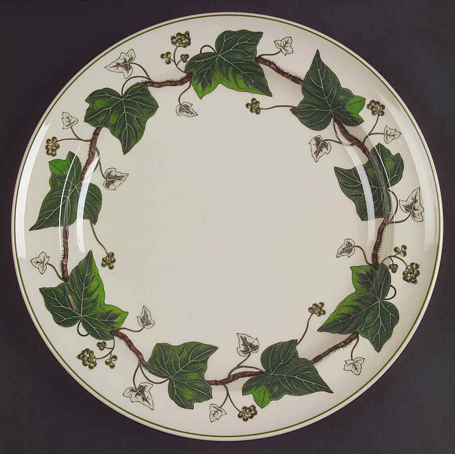 Napoleon Ivy Green (Queen's Ware) Dinner Plate by Wedgwood-1