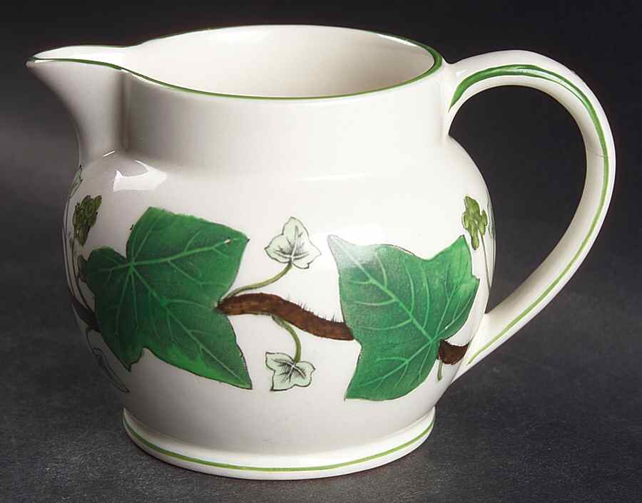 Napoleon Ivy Green (Queen's Ware) Mini Creamer by Wedgwood-1