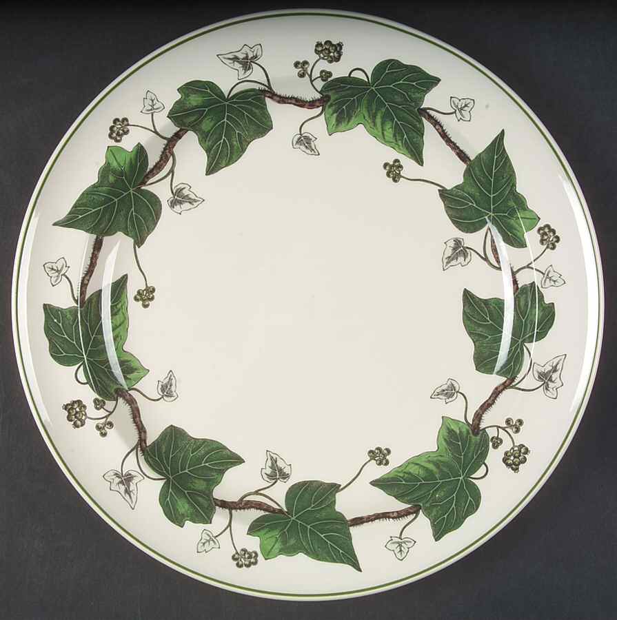Napoleon Ivy Green (Queen's Ware) Dinner Plate by Wedgwood-1