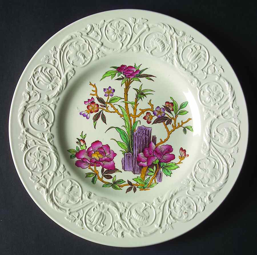 Nankin Patrician Dinner Plate by Wedgwood-1