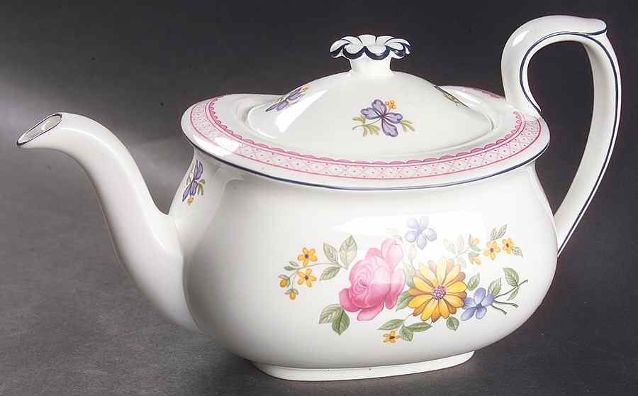 Naomi Teapot & Lid by Wedgwood-1