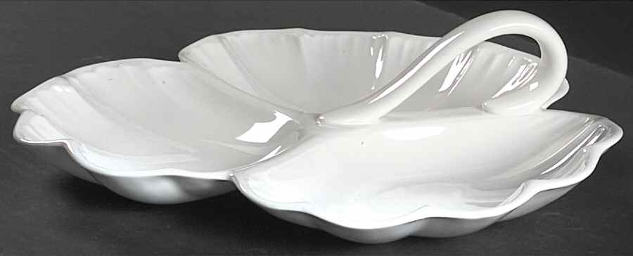 Nautilus (Glossy) 3-Part Relish by Wedgwood-1
