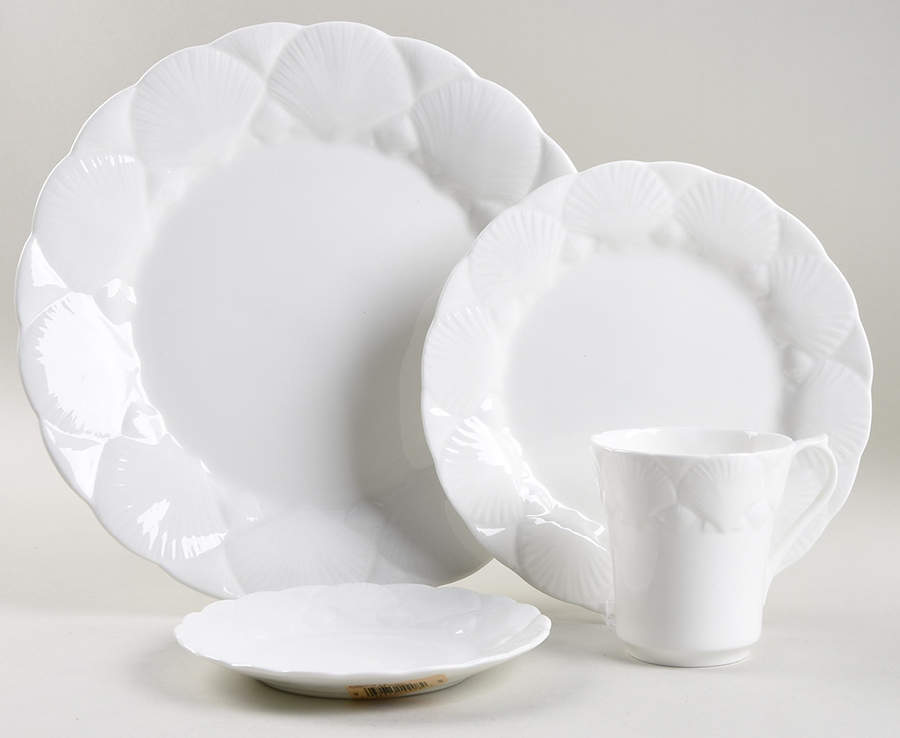 Oceanside 4 Piece Place Setting by Wedgwood-1