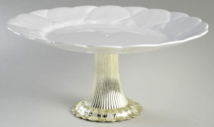 Oceanside Cake Stand with 4"-5" Metal Pedestal  Hc by Wedgwood-1
