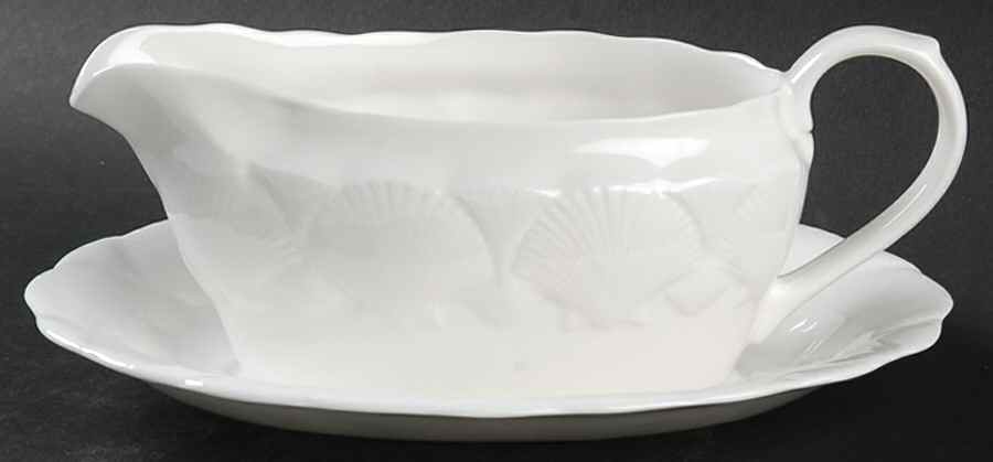 Oceanside Gravy Boat & Underplate by Wedgwood-1