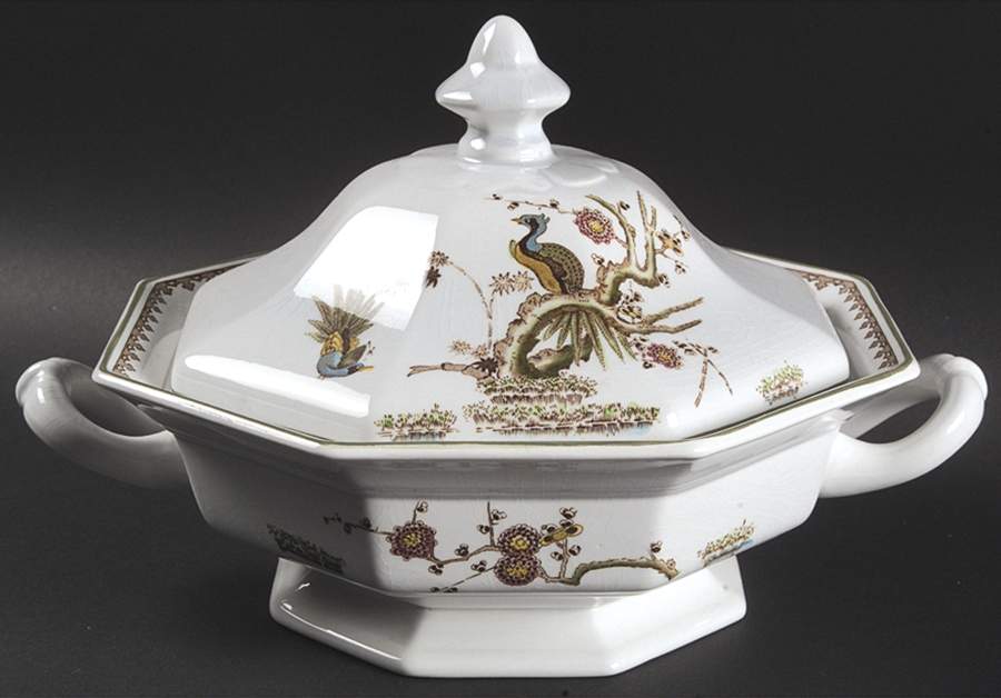 Old Chelsea Octagonal Covered Vegetable by Wedgwood-1