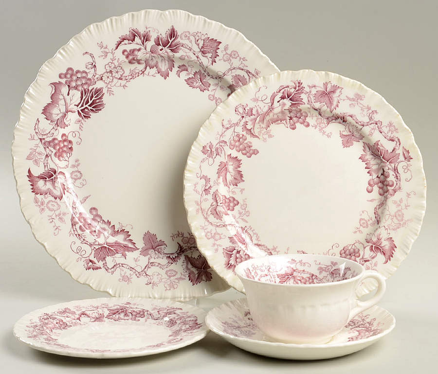 Old Vine Purple 40 Piece Estate Set by Wedgwood-1