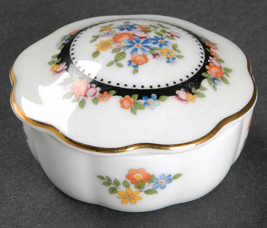 Osborne Round Box & Lid by Wedgwood-1