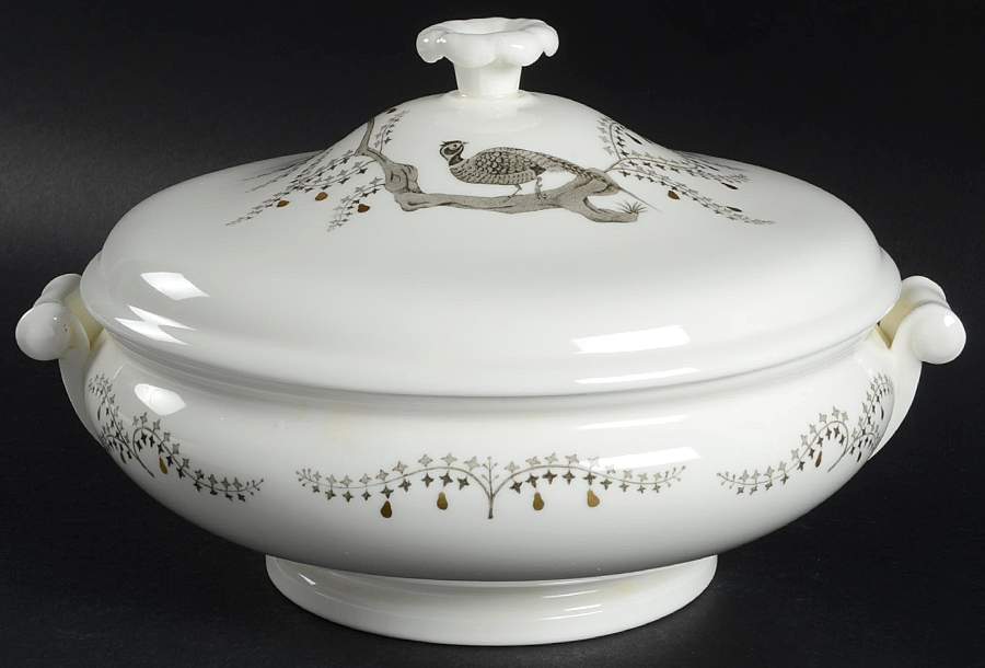 Partridge In A Pear Tree Round Covered Vegetable by Wedgwood-1