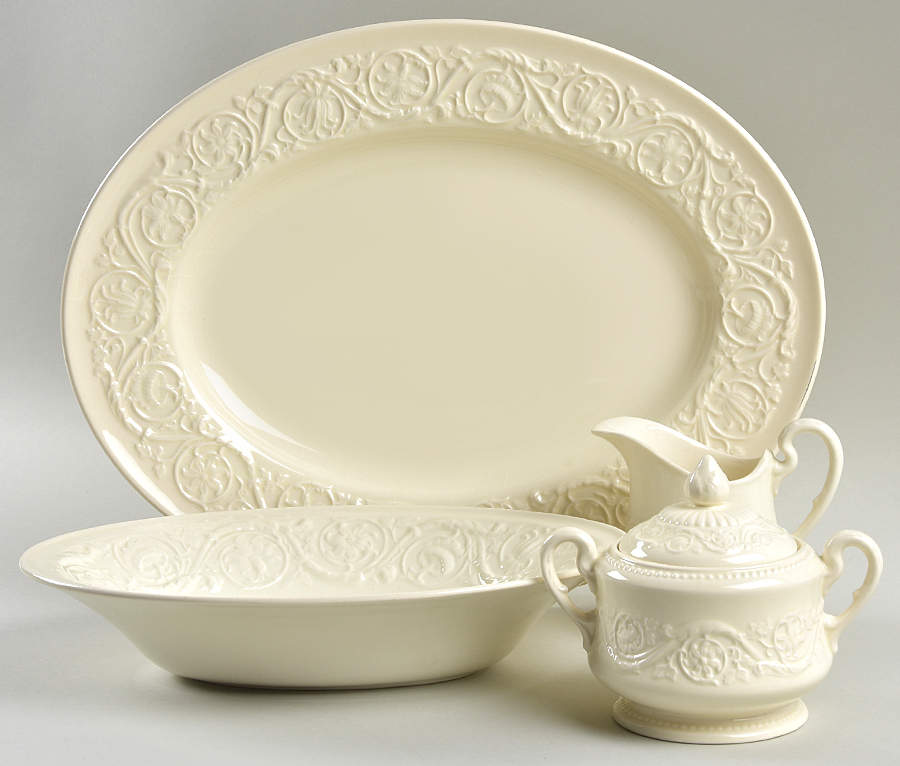 Patrician (Old, 1927-1986) 5 Piece Hostess Set by Wedgwood-1