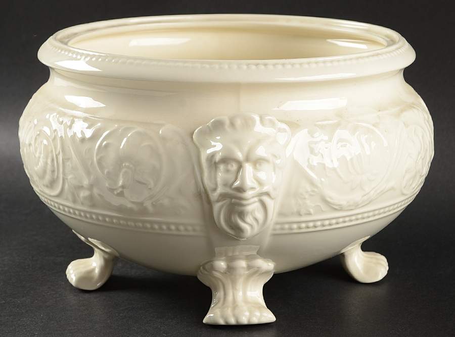 Patrician (Old, 1927-1986) Tureen No Lid by Wedgwood-1