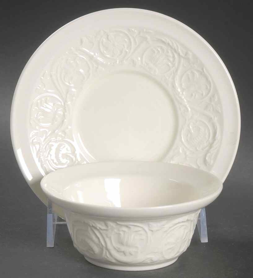 Patrician (Old, 1927-1986) Ramekin & Saucer Set by Wedgwood-1