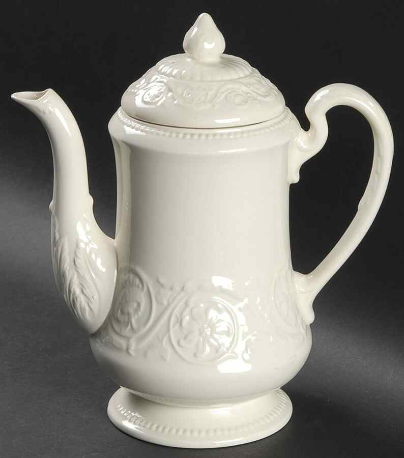 Patrician (Old, 1927-1986) Coffee Pot & Lid by Wedgwood-1