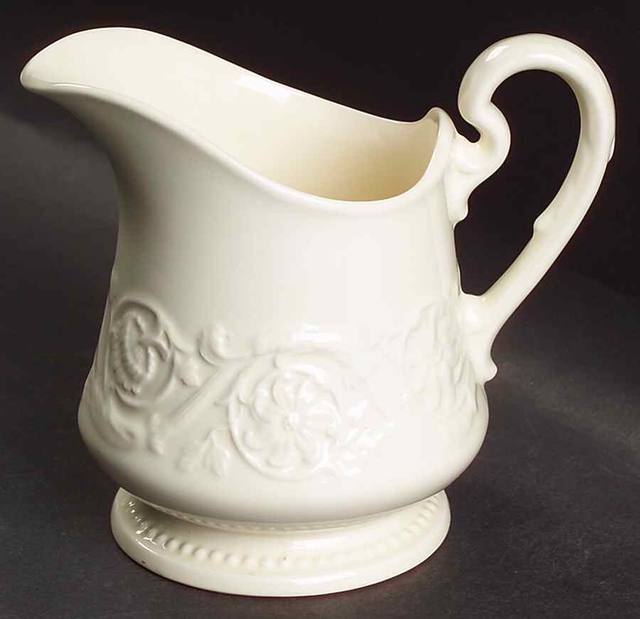 Patrician (Old, 1927-1986) Creamer by Wedgwood-1