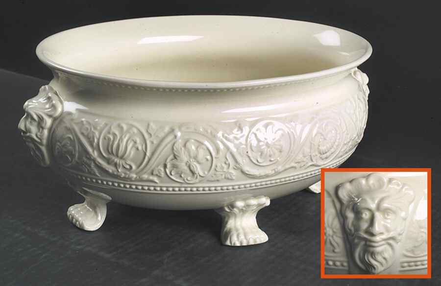 Patrician (Old, 1927-1986) 10" Oval Centerpiece by Wedgwood-1