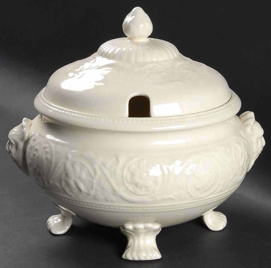 Patrician (Old, 1927-1986) Tureen &  Lid by Wedgwood-1