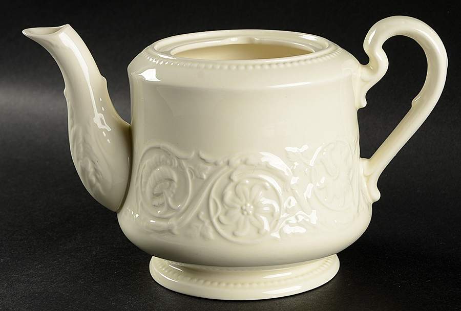 Patrician (Old, 1927-1986) Teapot No Lid by Wedgwood-1