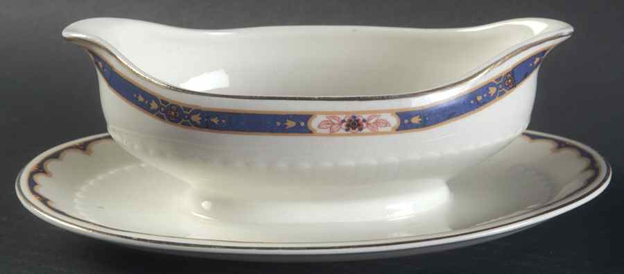 Pembroke Gravy Boat with Attached Underplate by Wedgwood-1