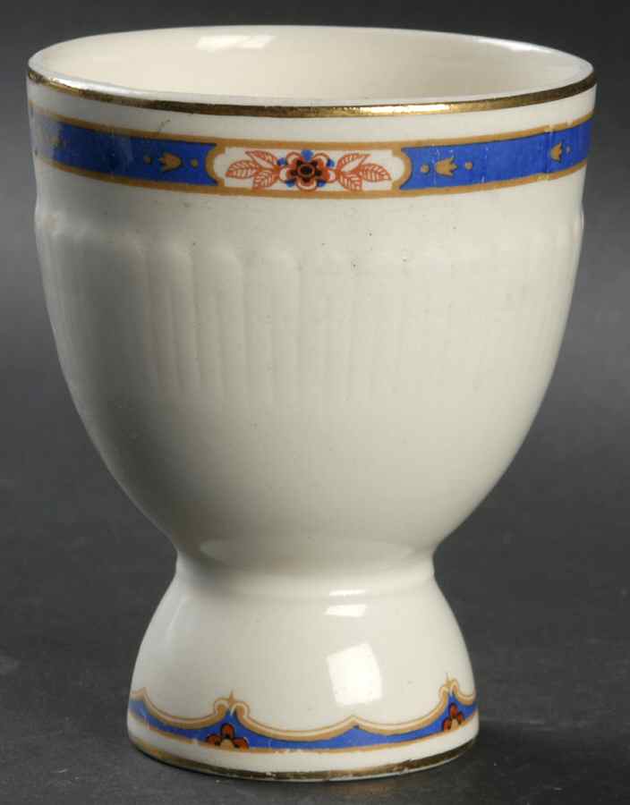 Pembroke Double Egg Cup by Wedgwood-1