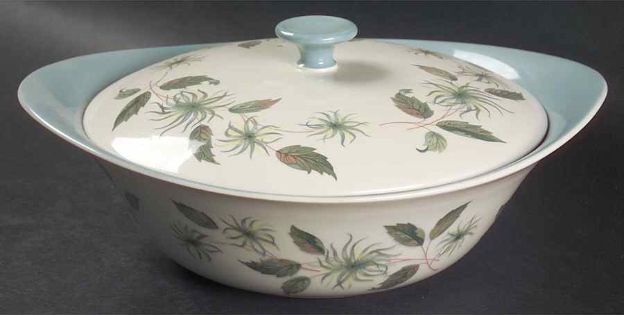 Penshurst Round Covered Vegetable by Wedgwood-1