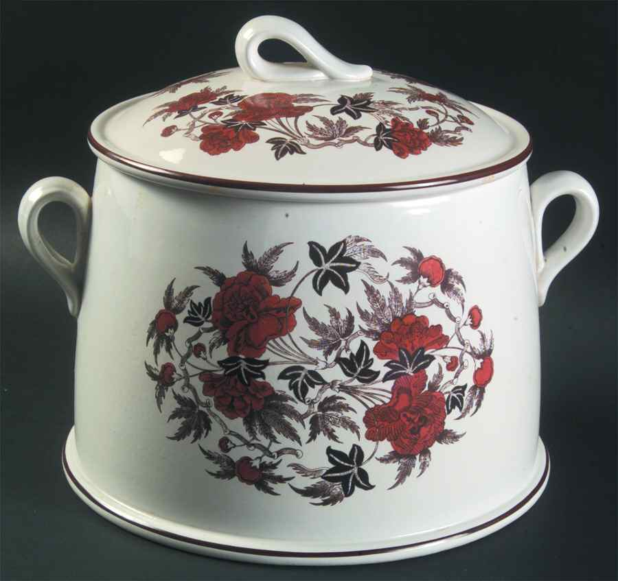 Peony (Oven To Table) 3 Quart Round Covered Casserole by Wedgwood-1