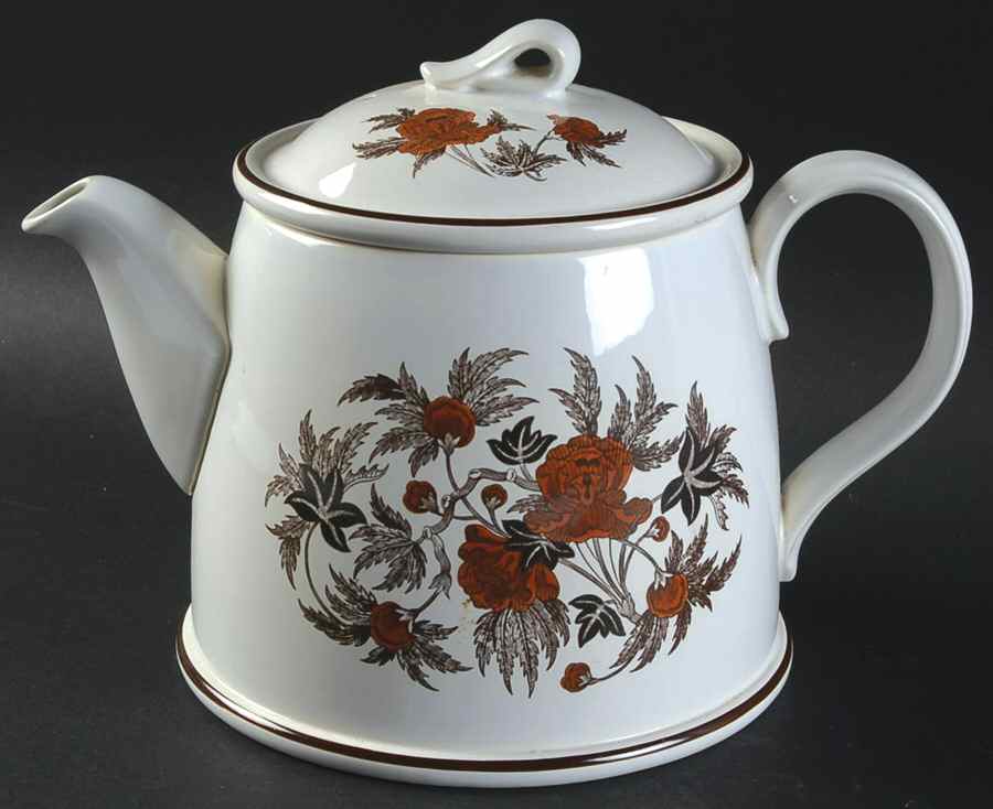 Peony (Oven To Table) Teapot & Lid by Wedgwood-1