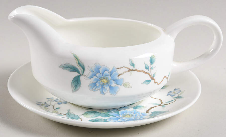 Peony (Bone) Gravy Boat & Underplate by Wedgwood-1