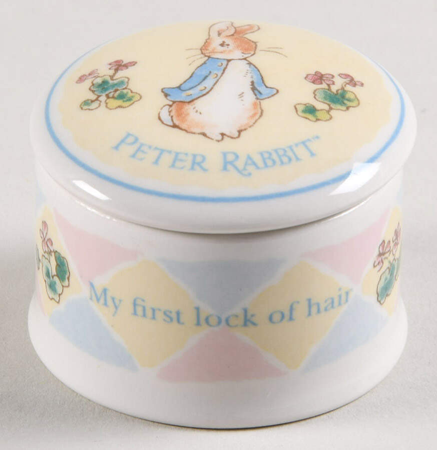 Peter Rabbit 1" Round Box & Lid by Wedgwood-1