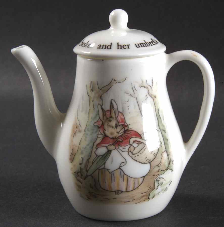 Peter Rabbit Miniature Coffee Pot & Lid by Wedgwood-1