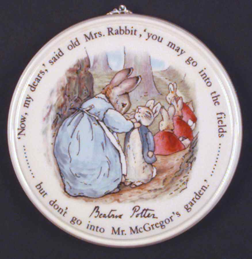 Peter Rabbit Plaque Wall by Wedgwood-1