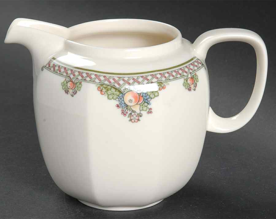 Pergola Creamer by Wedgwood-1