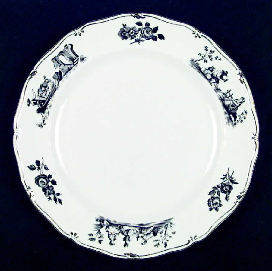 Personages Black (Scallop, Platinum) Dinner Plate by Wedgwood-1
