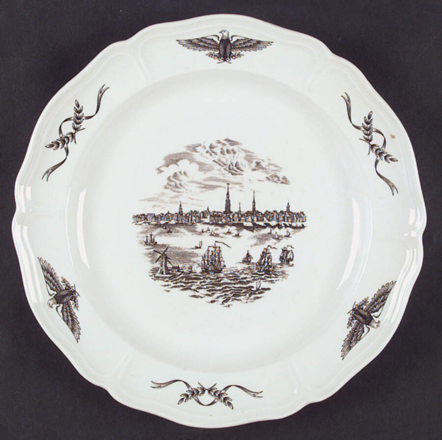 Philadelphia Dinner Plate by Wedgwood-1