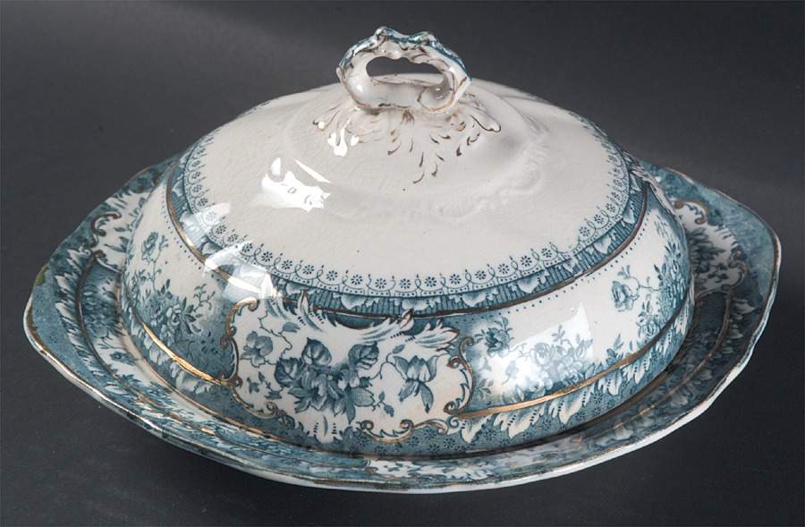 Phoebe Blue Green (Gold Accents, No Trim) Round Covered Butter by Wedgwood-1