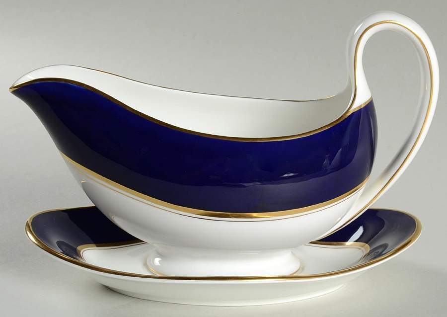 Piccadilly Gravy Boat & Underplate by Wedgwood-1