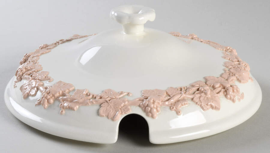 Pink On Cream Color (Plain edge) Lid for Tureen by Wedgwood-1