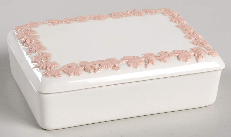Pink On Cream Color (Plain edge) Cigarette Box & Lid by Wedgwood-1