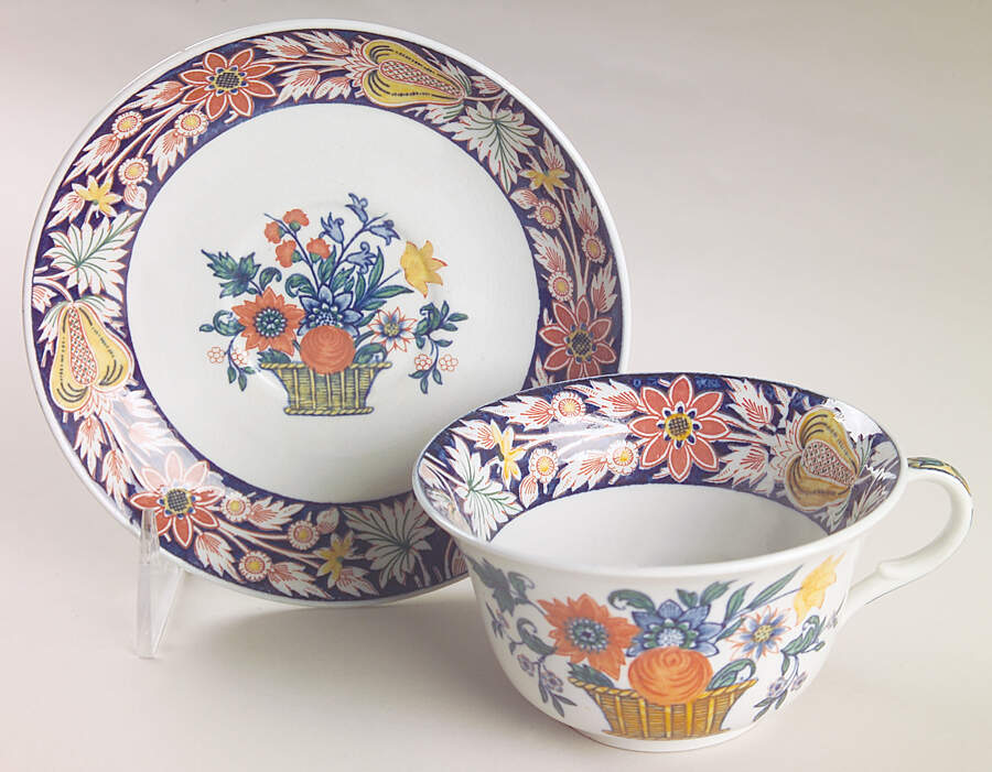 Poterat Oversized Cup & Saucer Set by Wedgwood-1