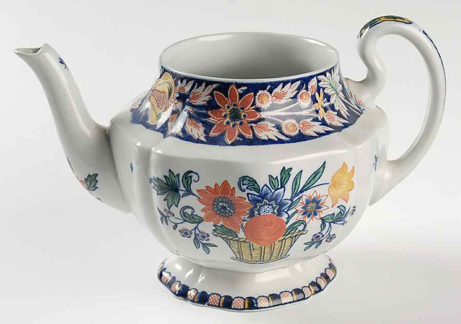 Poterat Teapot No Lid by Wedgwood-1