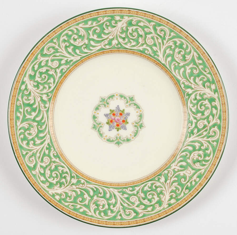 Praze Green (Floral Center) Salad Plate by Wedgwood-1