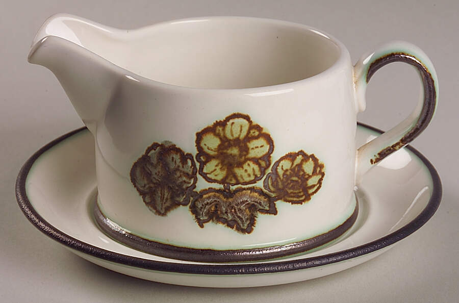 Primrose Gravy Boat & Underplate by Wedgwood-1