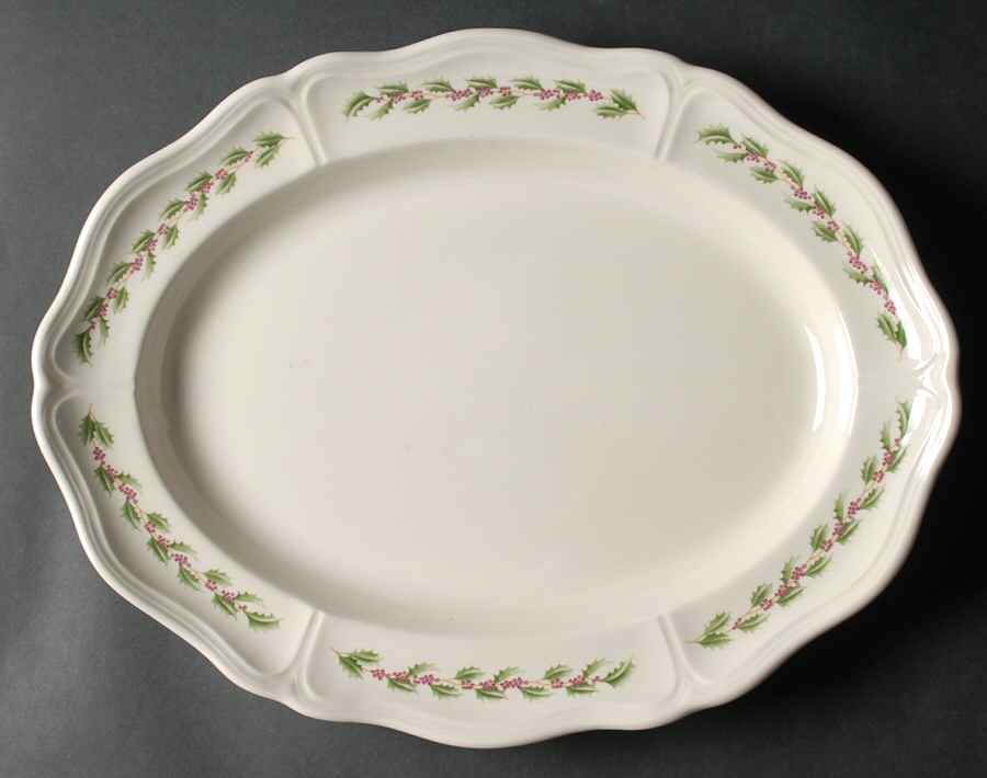 Queen's Holly 15" Oval Serving Platter by Wedgwood-1