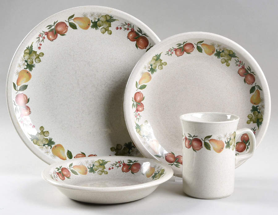 Quince 32 Piece Estate Set by Wedgwood-1