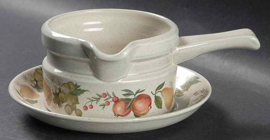 Quince Round Gravy Boat & Underplate by Wedgwood-1