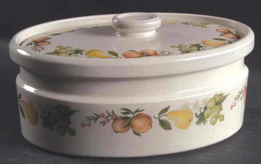 Quince 1.5 Quart Oval Covered Casserole by Wedgwood-1