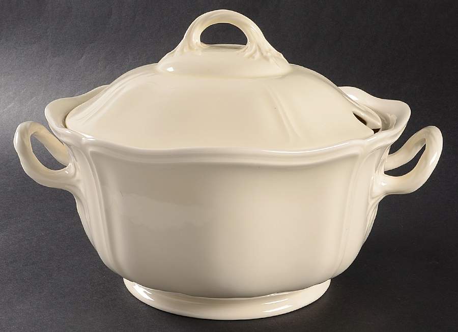 Queen's Plain Tureen &  Lid by Wedgwood-1