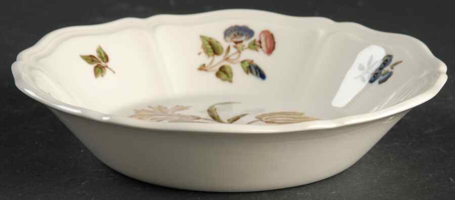 Queens Sprays Fruit/Dessert (Sauce) Bowl by Wedgwood-1
