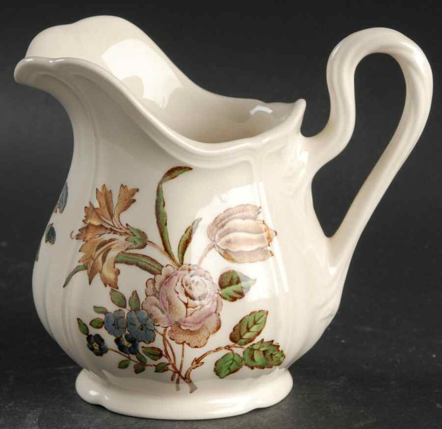 Queens Sprays Creamer by Wedgwood-1